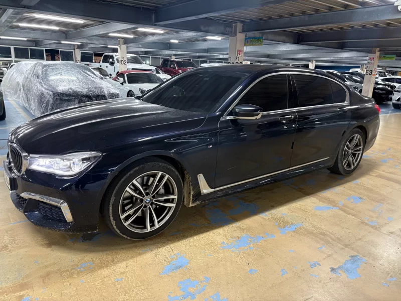 BMW 7-Series