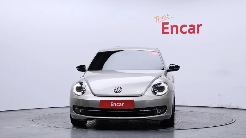Volkswagen BEETLE