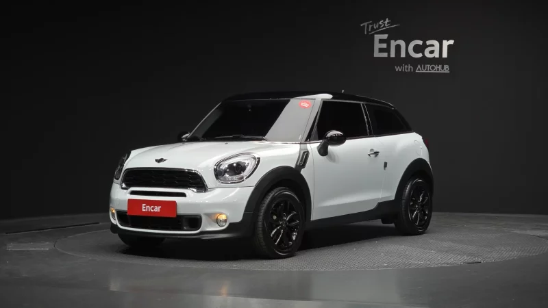 MINI Paceman