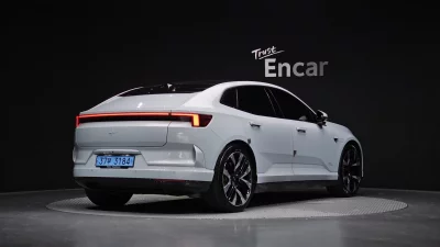 Polestar 4