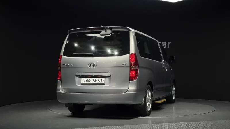 Hyundai Grand Starex