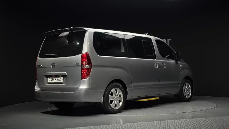 Hyundai Grand Starex
