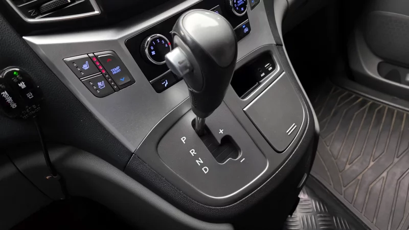 Hyundai Grand Starex