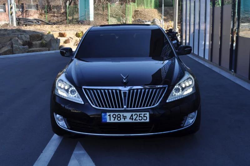 Hyundai Equus