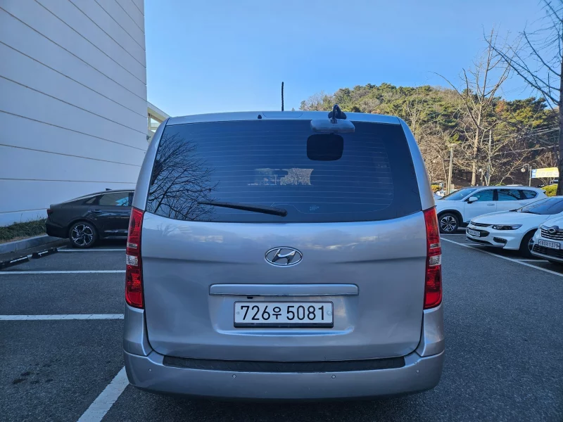Hyundai Grand Starex
