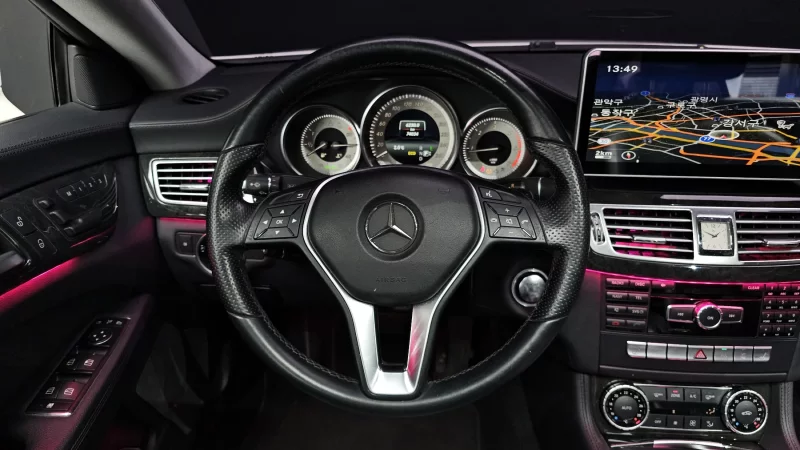 Mercedes-Benz CLS-Class