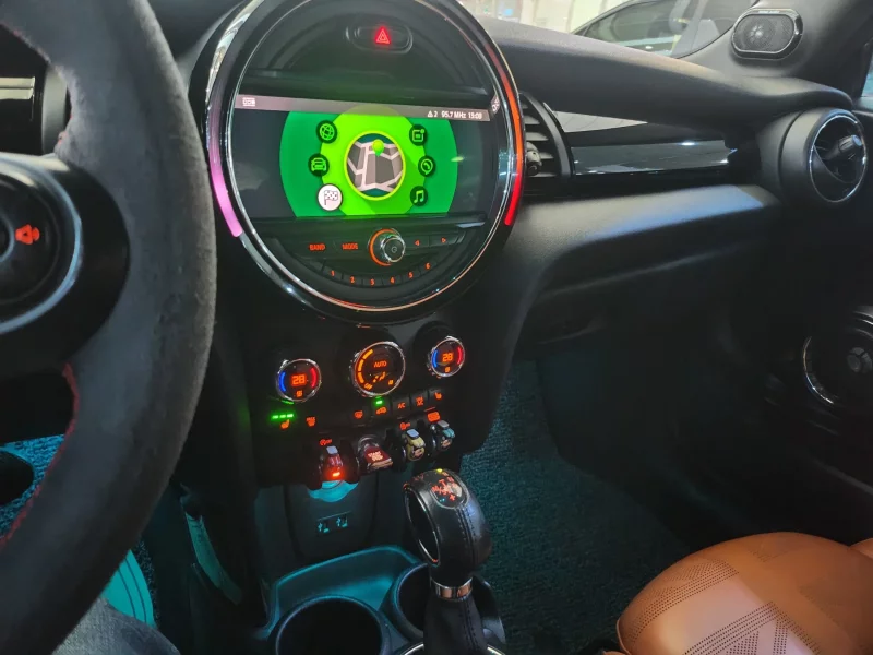 MINI Cooper Convertible