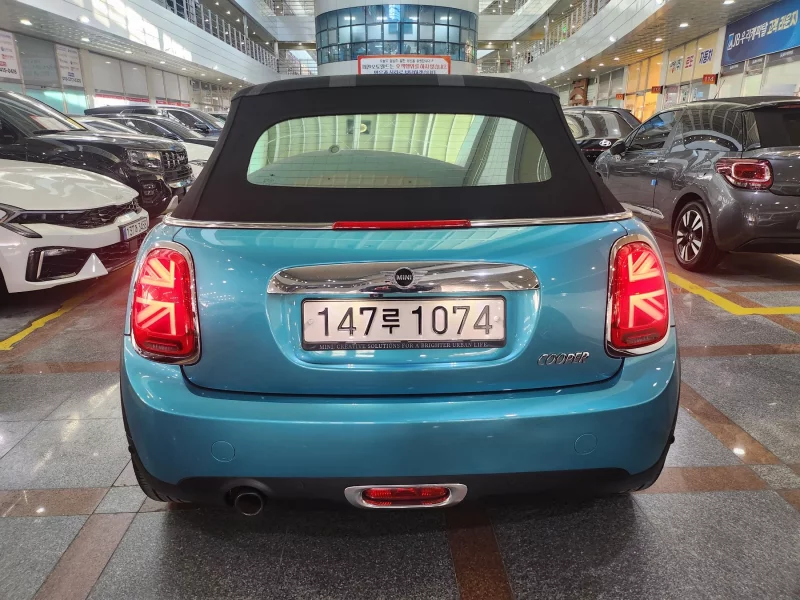 MINI Cooper Convertible
