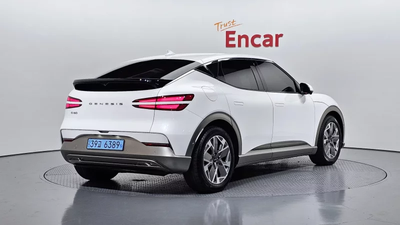Genesis GV60