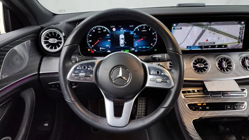 Mercedes-Benz CLS-Class