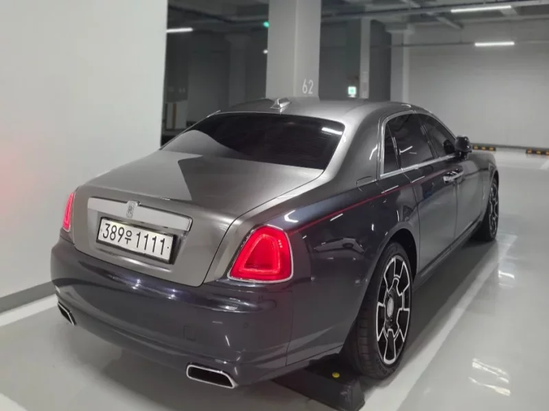 Rolls-Royce GHOST