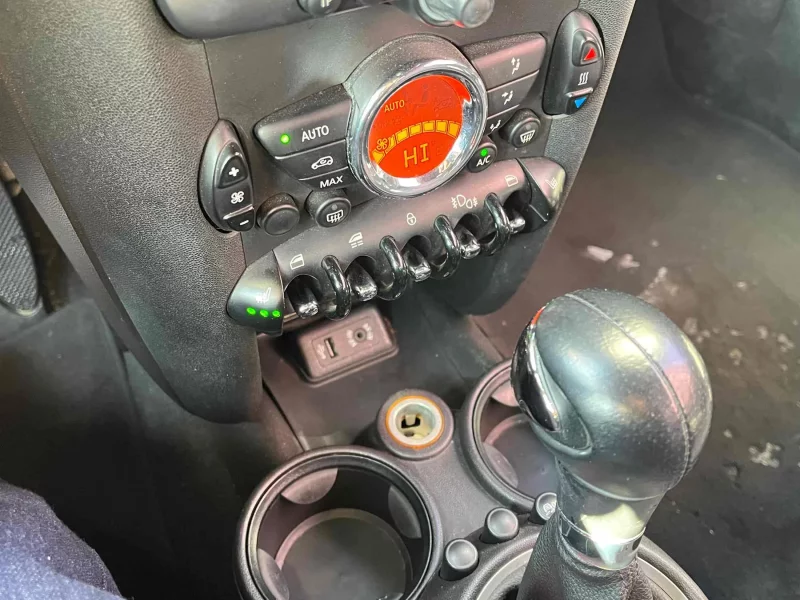 MINI Cooper Convertible