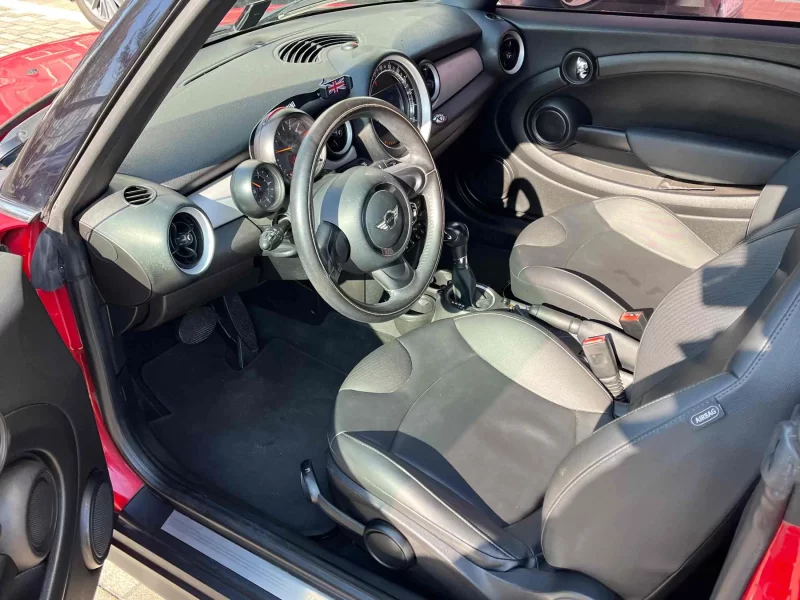 MINI Cooper Convertible