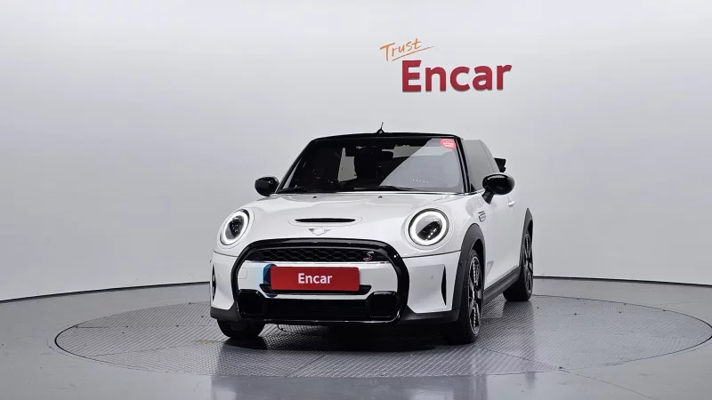 MINI Cooper Convertible