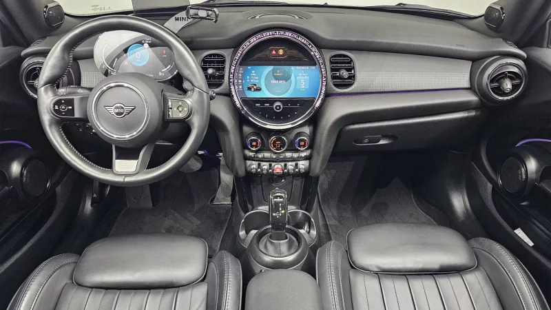 MINI Cooper Convertible