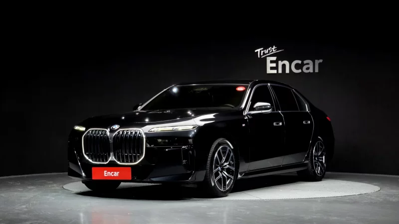 BMW 7-Series
