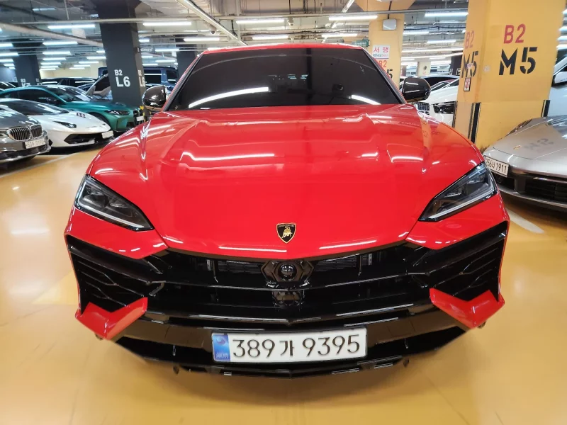 Lamborghini URUS