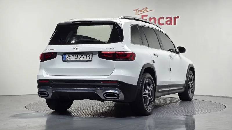 Mercedes-Benz GLB-Class