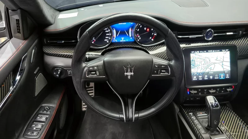 Maserati QUATTROPORTE