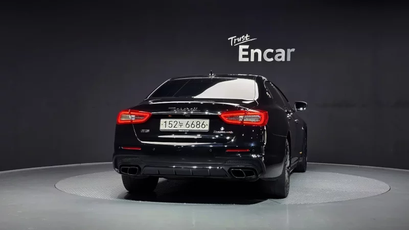 Maserati QUATTROPORTE