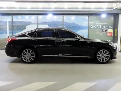 Hyundai Genesis