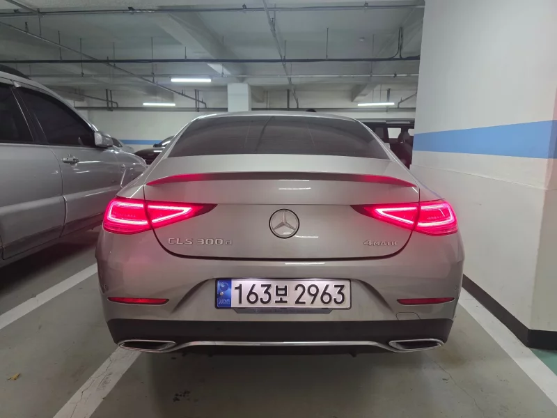 Mercedes-Benz CLS-Class