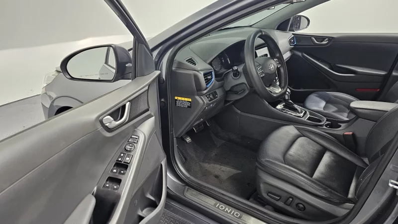 Hyundai Ioniq