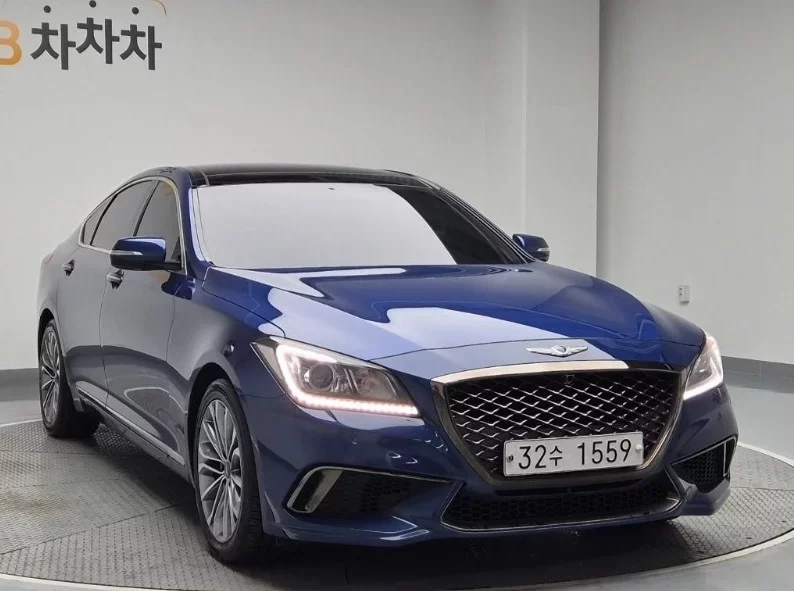 Hyundai Genesis