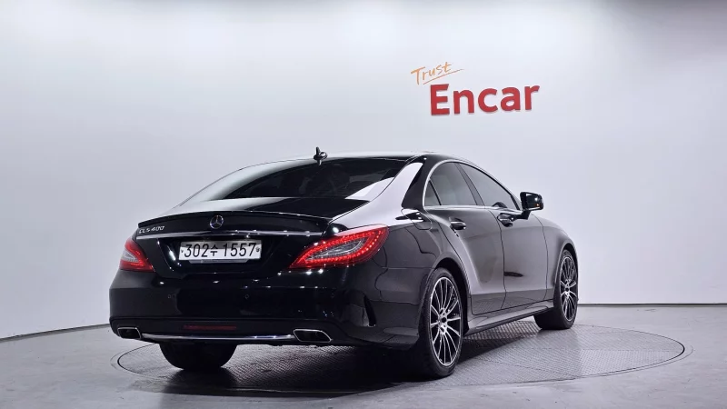 Mercedes-Benz CLS-Class