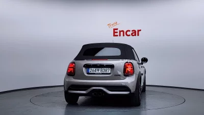 MINI Cooper Convertible