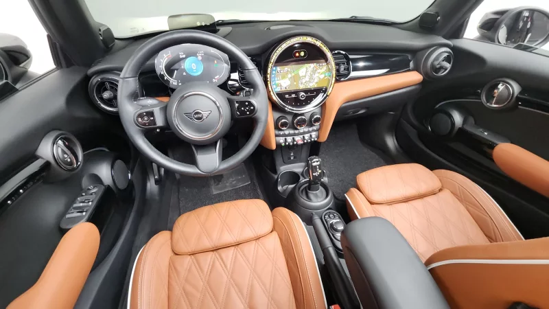 MINI Cooper Convertible