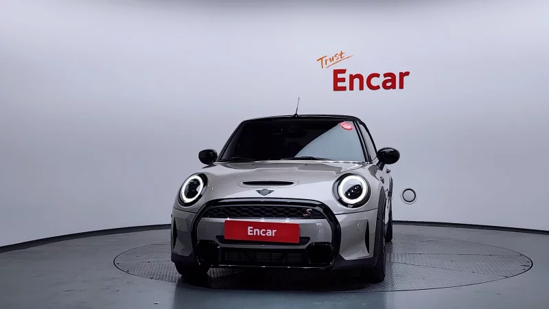 MINI Cooper Convertible