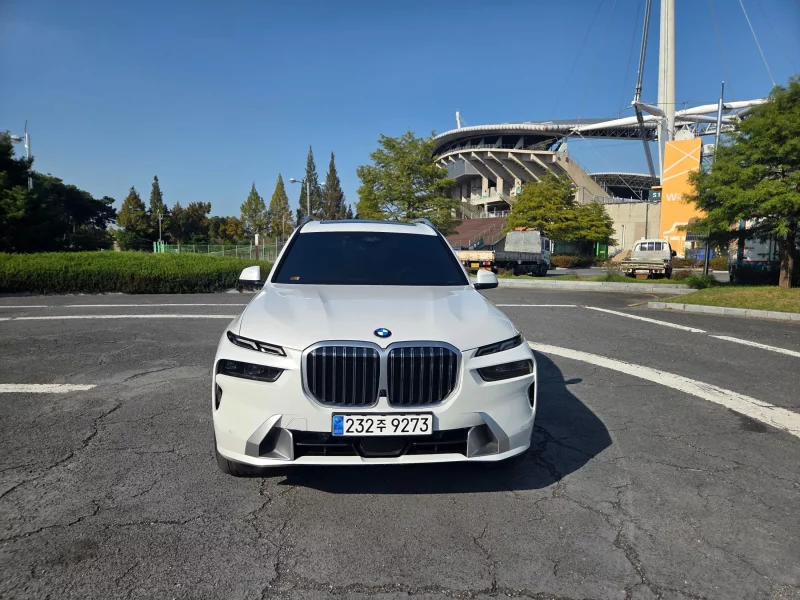 BMW X7
