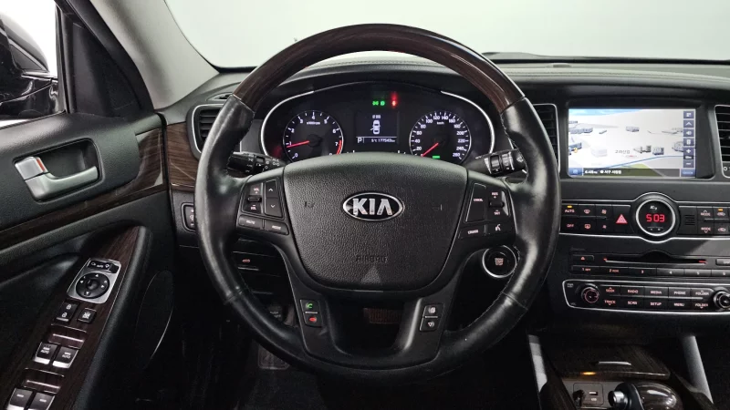 Kia K7