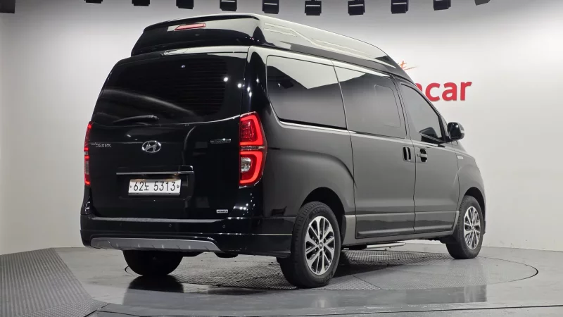 Hyundai Grand Starex