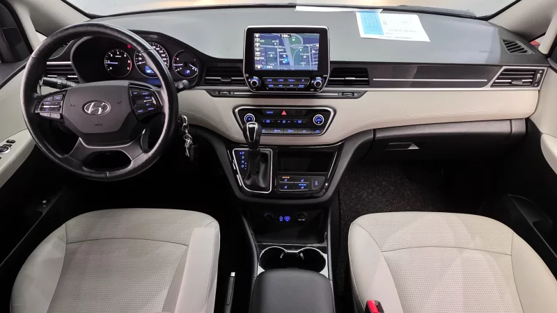 Hyundai Grand Starex