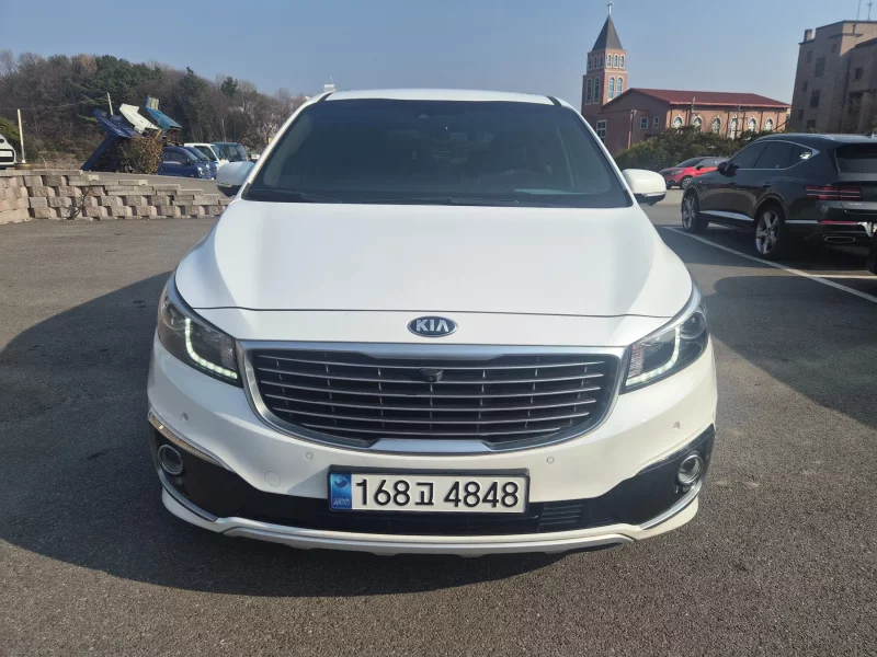 Kia Carnival