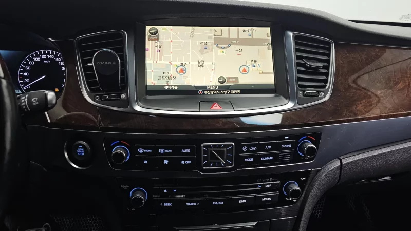 Hyundai Equus