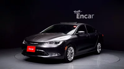 Chrysler 200