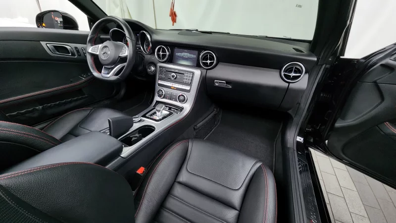 Mercedes-Benz SLC-Class