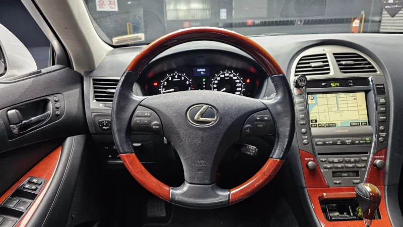 Lexus ES350