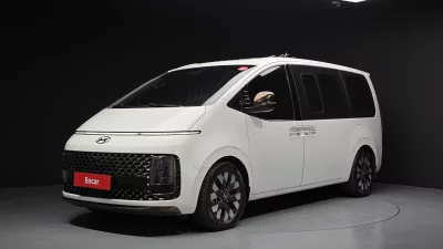 Hyundai Staria