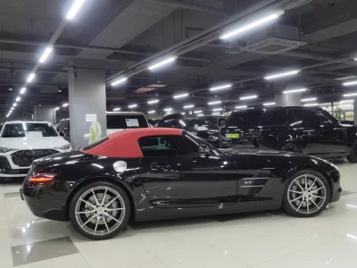 Mercedes-Benz SLS AMG