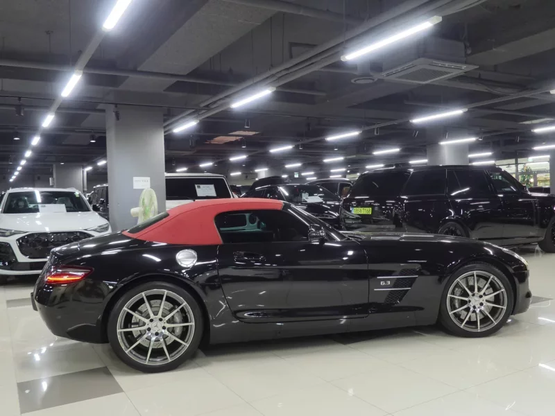 Mercedes-Benz SLS AMG