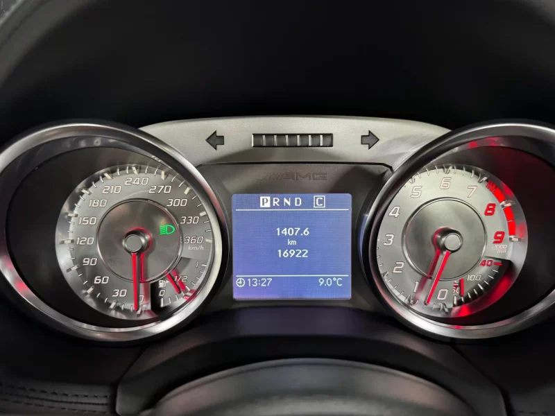 Mercedes-Benz SLS AMG