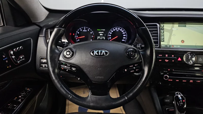 Kia K9