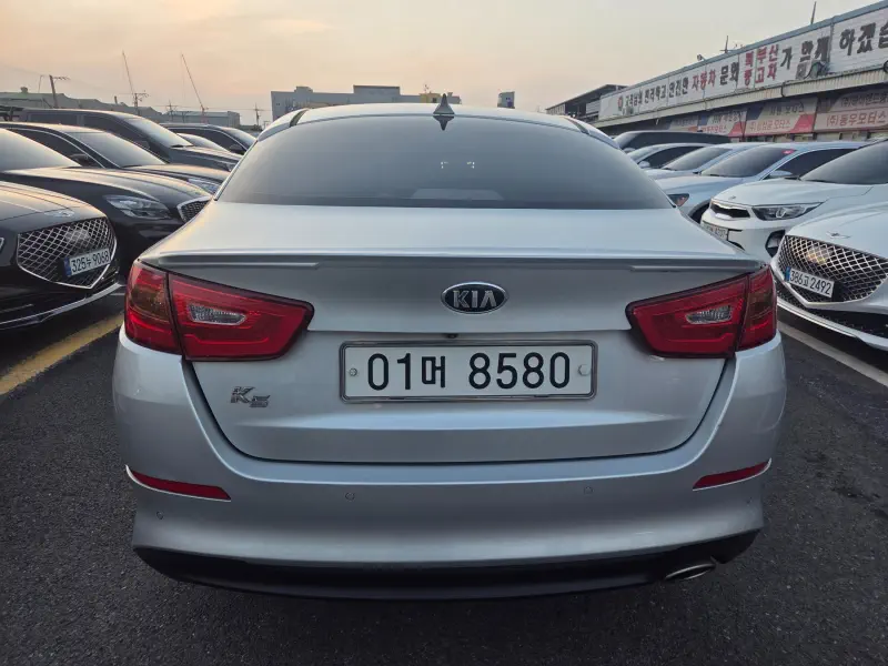 Kia K5