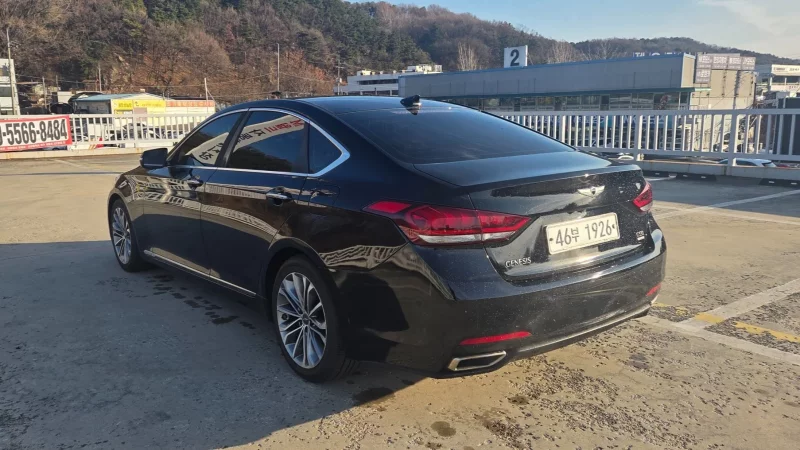 Hyundai Genesis