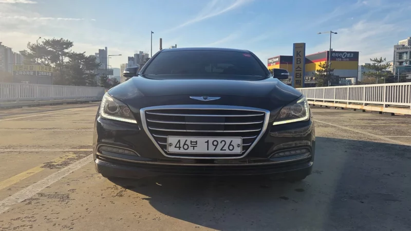 Hyundai Genesis