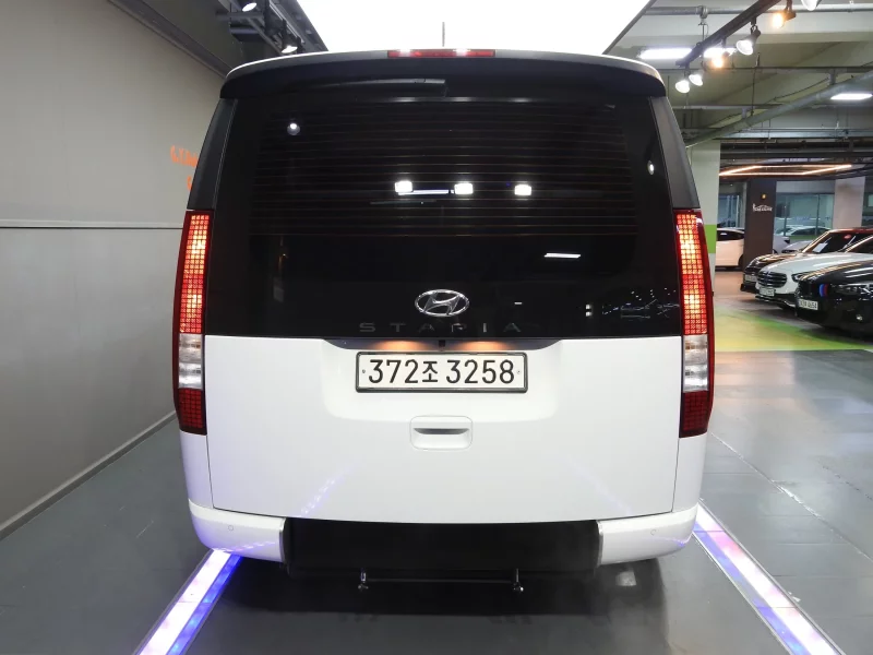 Hyundai Staria